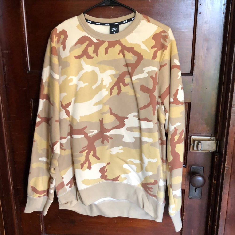 nike SB sweatshirt